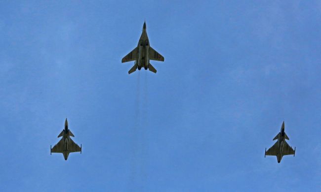 Cvičný let stíhačiek MiG – 29 môže spôsobiť rázovú vlnu