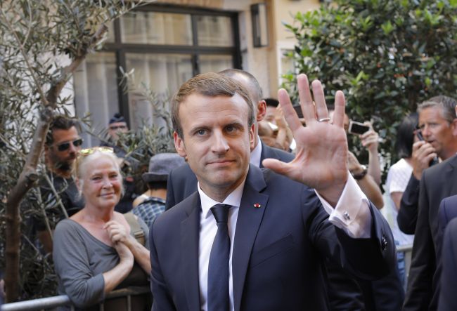 Macron pricestoval pri príležitosti prvého výročia útoku do Nice