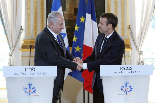 Francúzsky prezident Macron vyzval na nové izraelsko-palestínske rozhovory