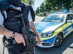 Nemecko: Polícia zatkla ozbrojeného muža krátko po tom, čo sa objavil v škole