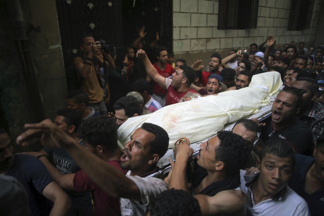 Pri útoku militantov zahynulo päť príslušníkov egyptskej armády