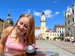 SHMÚ: Varuje pred vysokými teplotami, Slovensko čakajú tropické dni
