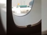 Video: Muž v lietadle natočil zábery, ktoré vás rozhodne znechutia