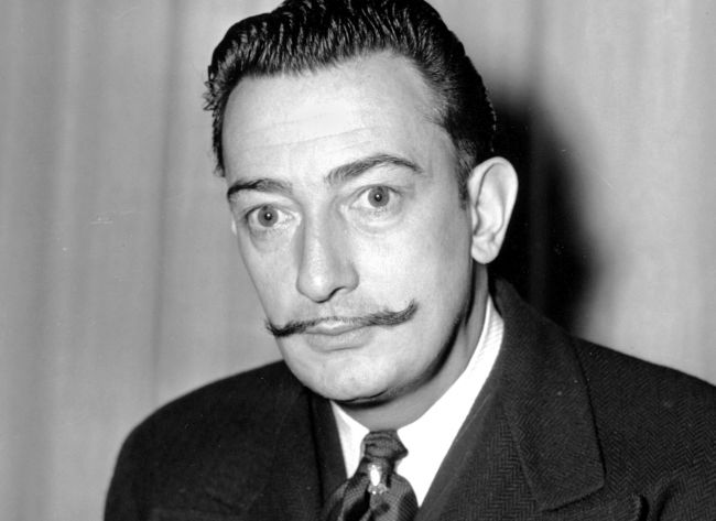 Exhumovali pozostatky maliara Salvadora Dalího