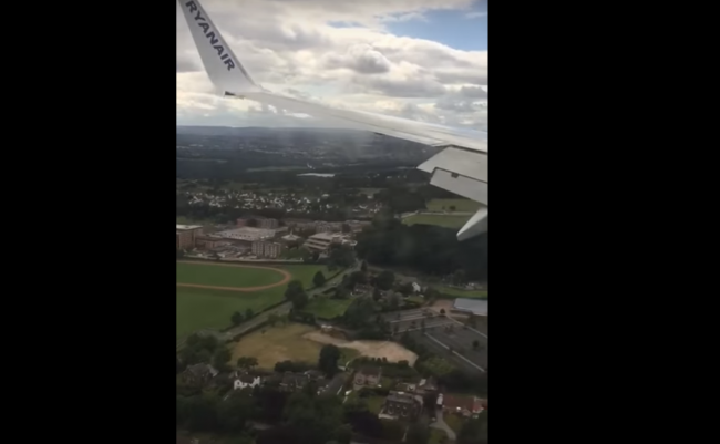 Video: Ak sa chystáte na dovolenku lietadlom, radšej si toto video nepozerajte