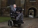 Stephen Hawking varuje ľudstvo pred mimozemšťanmi