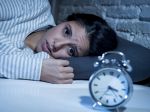 6 vecí, ktoré by ste nikdy nemali robiť pred spaním