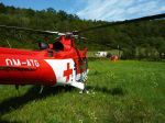 Leteckí záchranári boli privolaní k nehode 40-ročného traktoristu