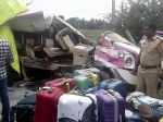 Pri nehode autobusu zahynuli štyria Španieli a Ind