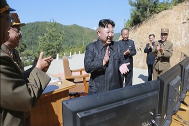 Kim Čong-un bude "o niečo dlhšie" sledovať kroky Spojených štátov