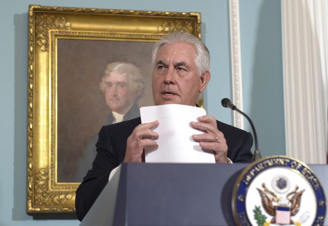 USA: Tillerson obvinil IS z genocídy náboženských a etnických menšín