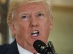 Trump naďalej viní z násilia vo Virgínii obe strany