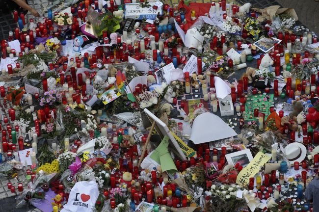 Maročan podozrivý z útoku v Barcelone sa zmenil za posledný rok, uviedla rodina