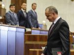 Prezident dostal list od ministra školstva Petra Plavčana