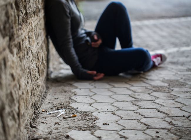 Maďarská polícia vyšetruje rozširovanie novej psychoaktívnej drogy
