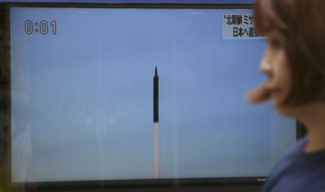 Tri severokórejské rakety krátkeho doletu zlyhali, tvrdia USA