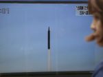 Tri severokórejské rakety krátkeho doletu zlyhali, tvrdia USA