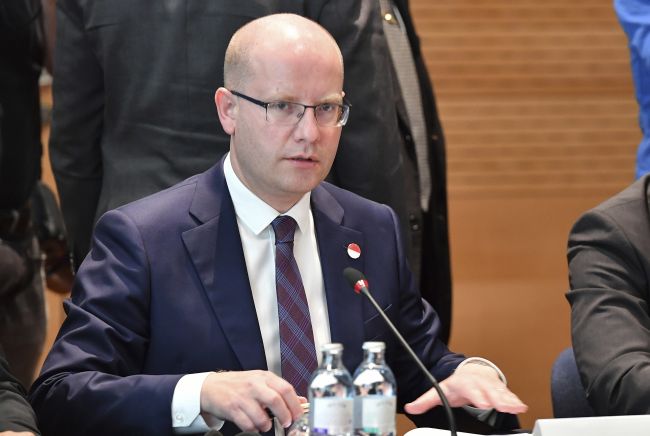Český premiér rokoval v Iraku o vojenskej spolupráci aj o utečencoch