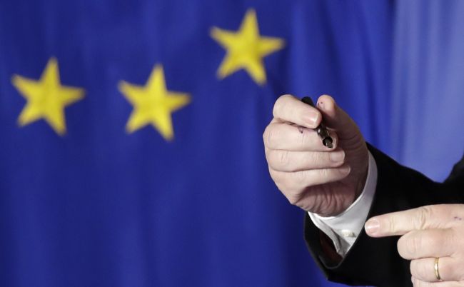 Juncker je presvedčený, že Turecko chce zastaviť rozhovory o členstve v EÚ