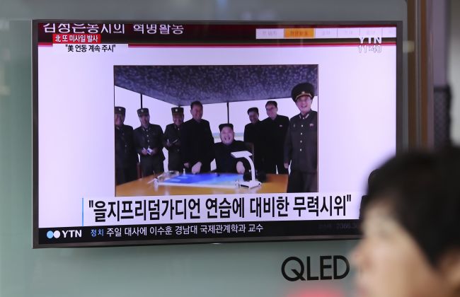 Lídri Japonska a USA sa dohodli na vystupňovaní tlaku na Severnú Kóreu