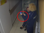 Video: Policajtka si nasadila rukavice a spravila niečo, čo pobúrilo verejnosť