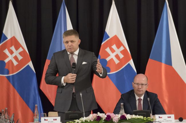 FICO: Česko by malo byť pri rozhovoroch o budúcom jadre EÚ