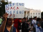 New York a Washington hrozia Trumpovi žalobami, ak ukončí program DACA