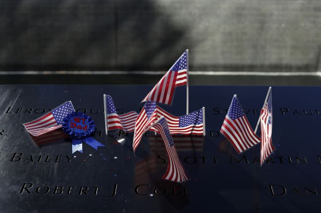 USA si pripomínajú teroristické útoky z 11. septembra 2001