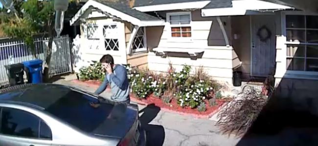 Video: Zlodej okradol niekoľko domácností bez toho, že by si to majitelia všimli