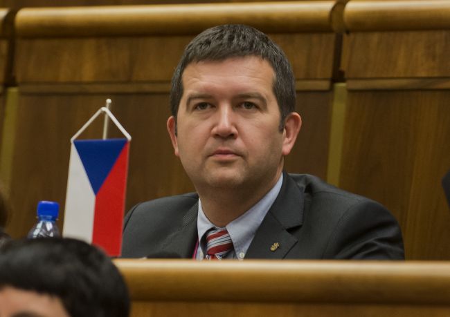 Českí politici na výplatnej listine Azerbajdžanu?