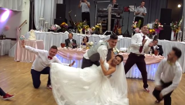 Video: Svadbu si ženích z Phantoms Crew okorenil skvelou choreografiou