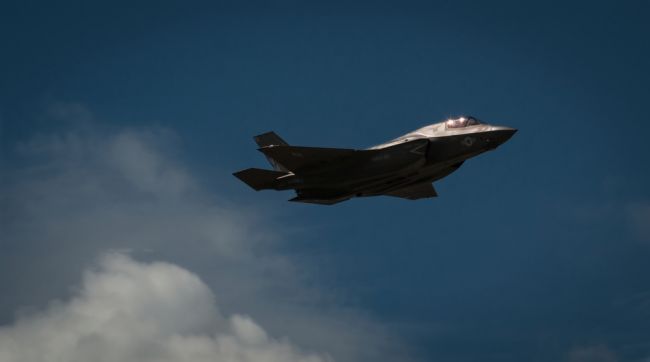 Nad Južnou Kóreou preleteli americké stíhačky a bombardéry
