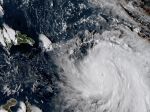 Hurikán piatej kategórie Maria pustoší ostrov Dominika, mieri ku Guadeloupe
