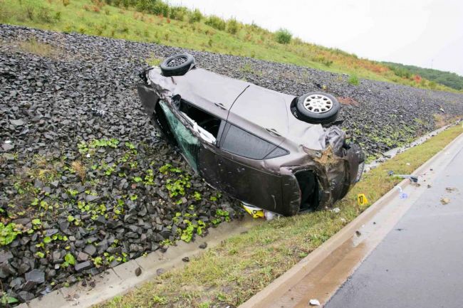 Na diaľnici D1 došlo k dopravnej nehode, zahynul jeden človek