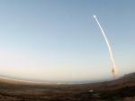 Rusko otestovalo medzikontinentálnu balistickú raketu RS-12M Topoľ