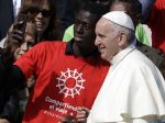 Pápež František odštartoval kampaň za povedomie o osude migrantov