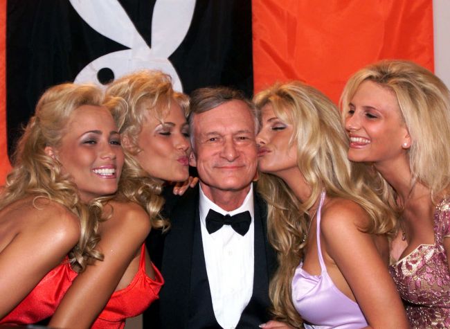 Zomrel Hugh Hefner - zakladateľ časopisu Playboy