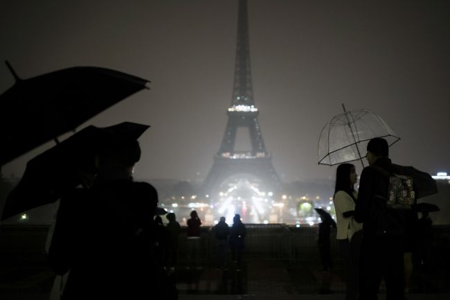 Francúzska polícia zmarila v Paríži ďalší útok