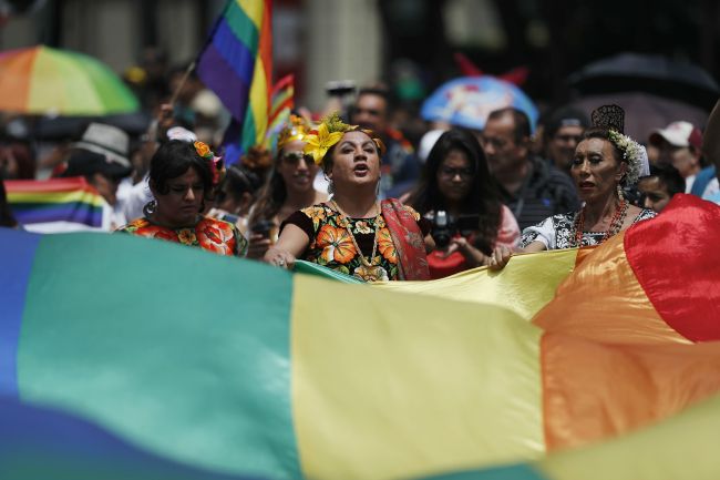 V Egypte stupňujú zásahy proti gejom a lesbám, zadržali 27 podozrivých