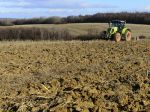 Agrorezort zintenzívňuje boj proti špekulantom s prenájmom pôdy