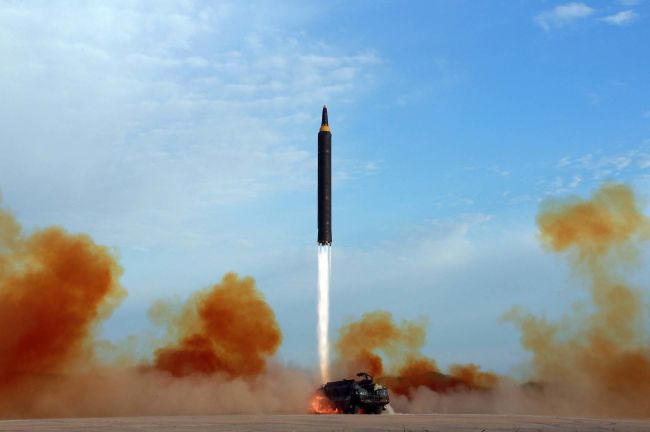 Ruský zákonodarca: Severná Kórea má rakety, ktoré môžu zasiahnuť USA