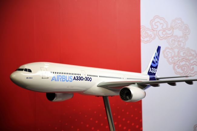 Airbus sa dostal do vážnych problémov v súvislosti s korupciou