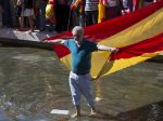 Španielsky premiér nevylučuje obmedzenie autonómie Katalánska