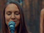 Video: Talentované slovenské zoskupenie vytvorilo unikátnu pieseň s ľudovými motívmi