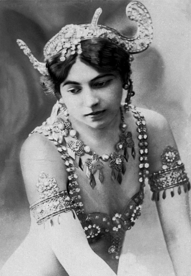 Orientálna Mata Hari bola tajomnou femme fatale dvadsiateho storočia