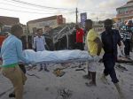 Somálske úrady z výbuchov v metropole Mogadišo podozrievajú milície aš-Šabáb