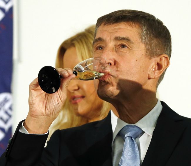 Česi v SR predpokladajú Babišovo víťazstvo, ale aj problémy so zostavením vlády