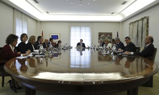 Španielska vláda prevezme čiastočnú kontrolu nad Katalánskom