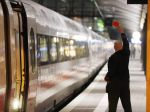 ZSSK: Víkendová zmena času ovplyvní jazdu troch nočných vlakov