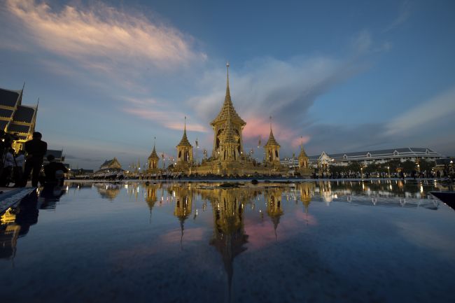 Thajsko: Začal sa pohreb kráľa Pchúmipchóna Adundéta, vyvrcholí kremáciou